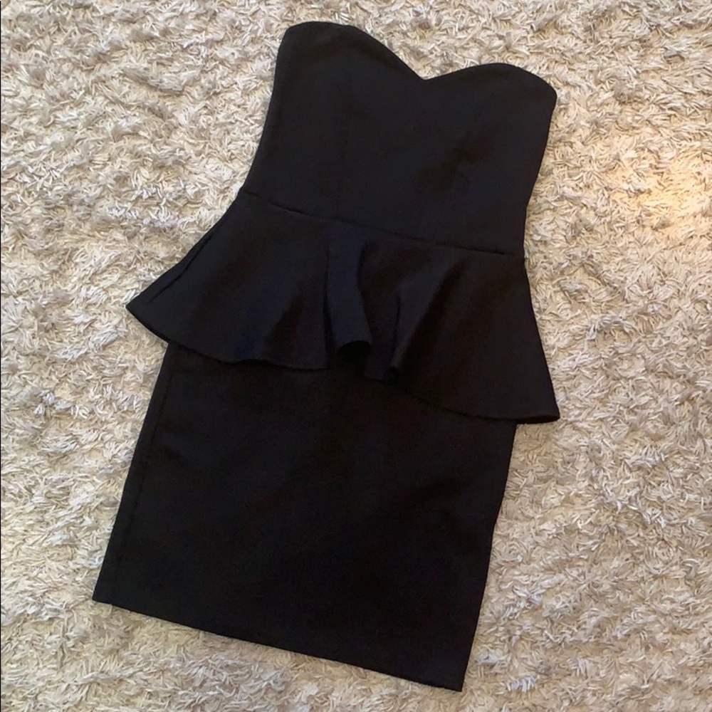 Strapless dress